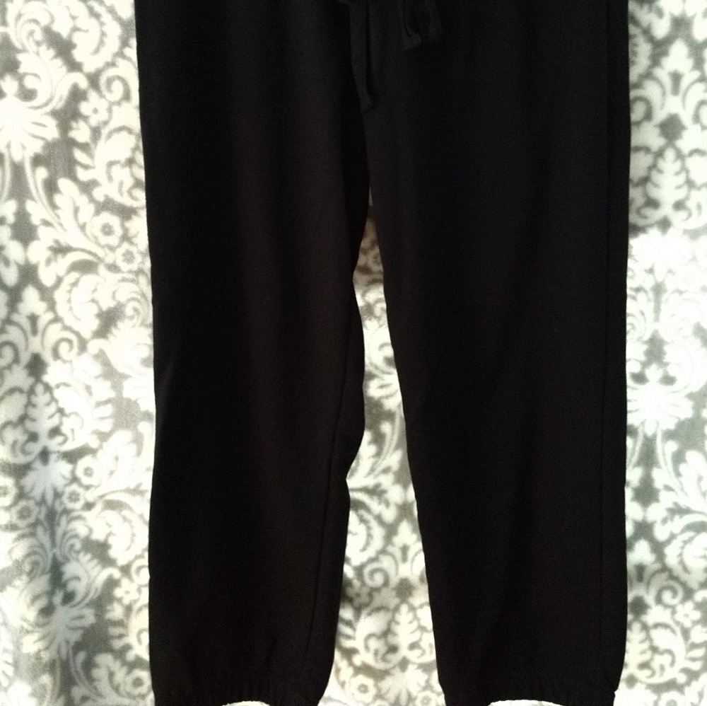 Active Basic capris - Picture 2 of 2